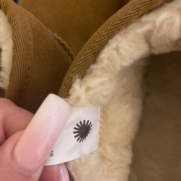 Ugg Classic ulta Mini Platform Chesnut Sz 9 - Picture 4 of 7